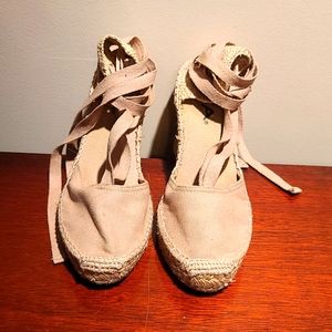 Cute wedge strappy esparilles